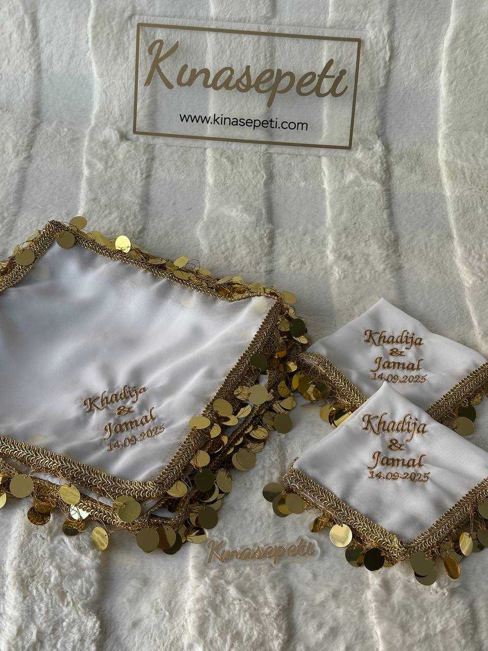 Kişiye Özel İsimli Işıltılı Pullu Halay Mendili (Gelin & Nedime) - handkerchief