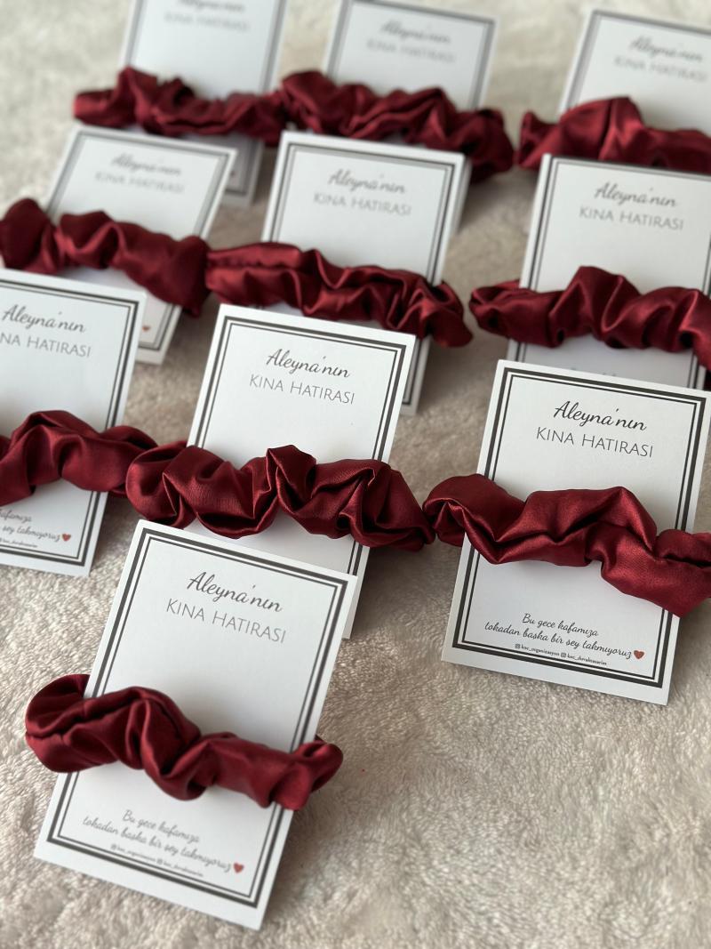 Kişiye Özel Kartlı Nedime Hediyesi Toka / Kına Gecesi Hatırası - Detay Görünümü