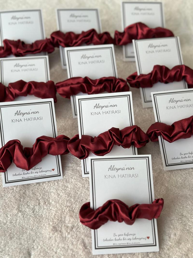 Kişiye Özel Kartlı Nedime Hediyesi Toka / Kına Gecesi Hatırası - Yan Görünüm