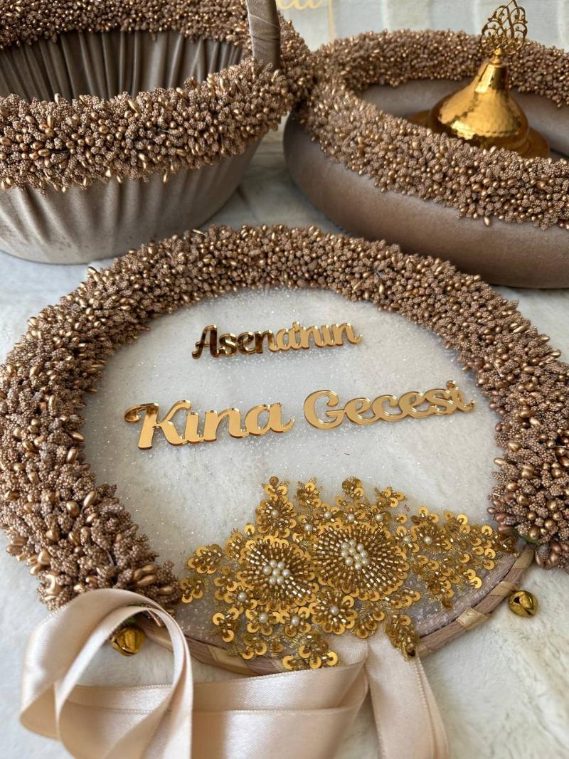 Kişiye Özel Bej Tomurcuk Desenli Kına Tepsisi, Sepeti ve Gelin Defi Seti - Yan Görünüm