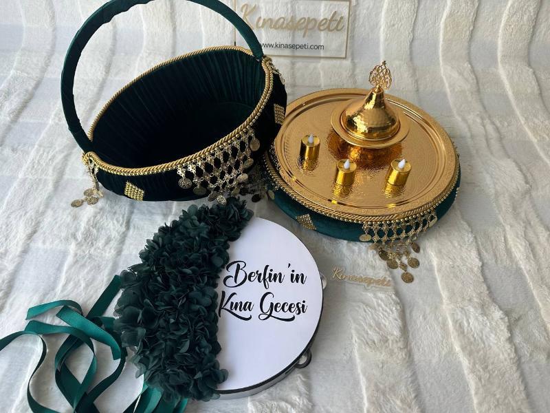 Yeşil Konseptli Geleneksel Kına Seti - Full Paket (Tepsi, Sepet, Yazılı Def, Kase, 3 LED Mum) - hennaset