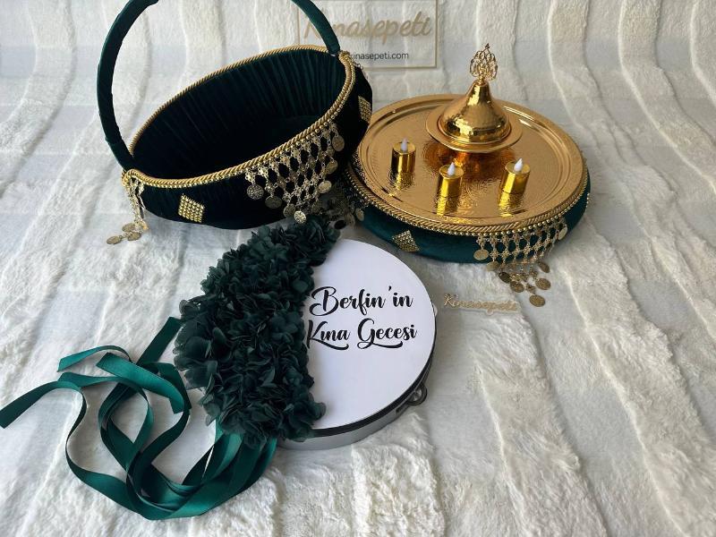 Yeşil Konseptli Geleneksel Kına Seti - Full Paket (Tepsi, Sepet, Yazılı Def, Kase, 3 LED Mum) - Ön Görünüm